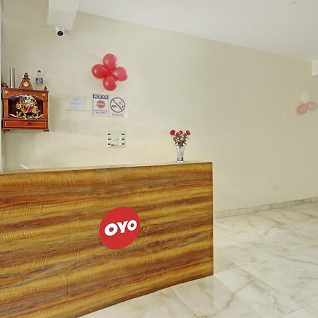 Hotel O A.K Palace New Delhi Bagian luar foto
