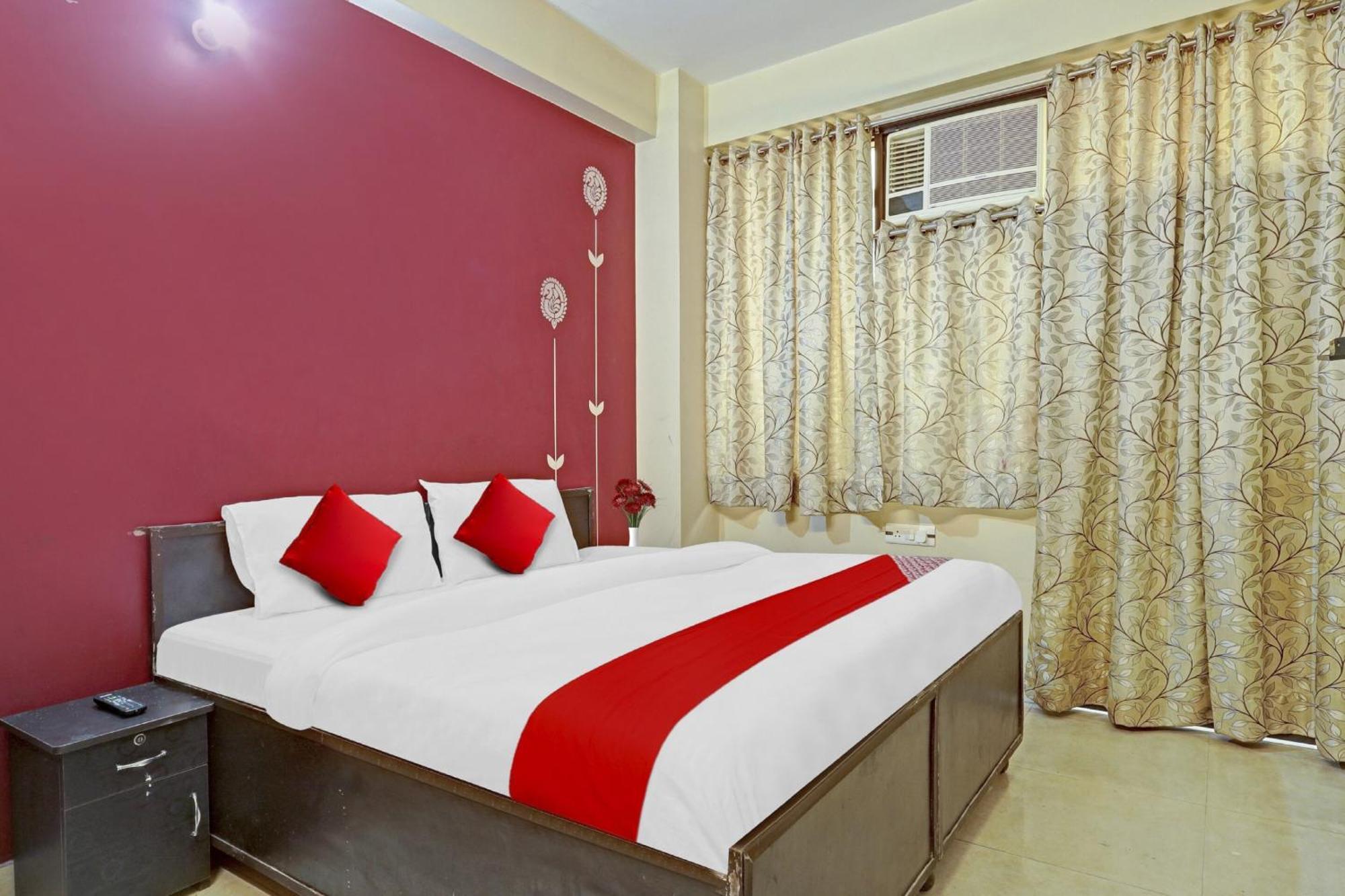 Hotel O A.K Palace New Delhi Bagian luar foto